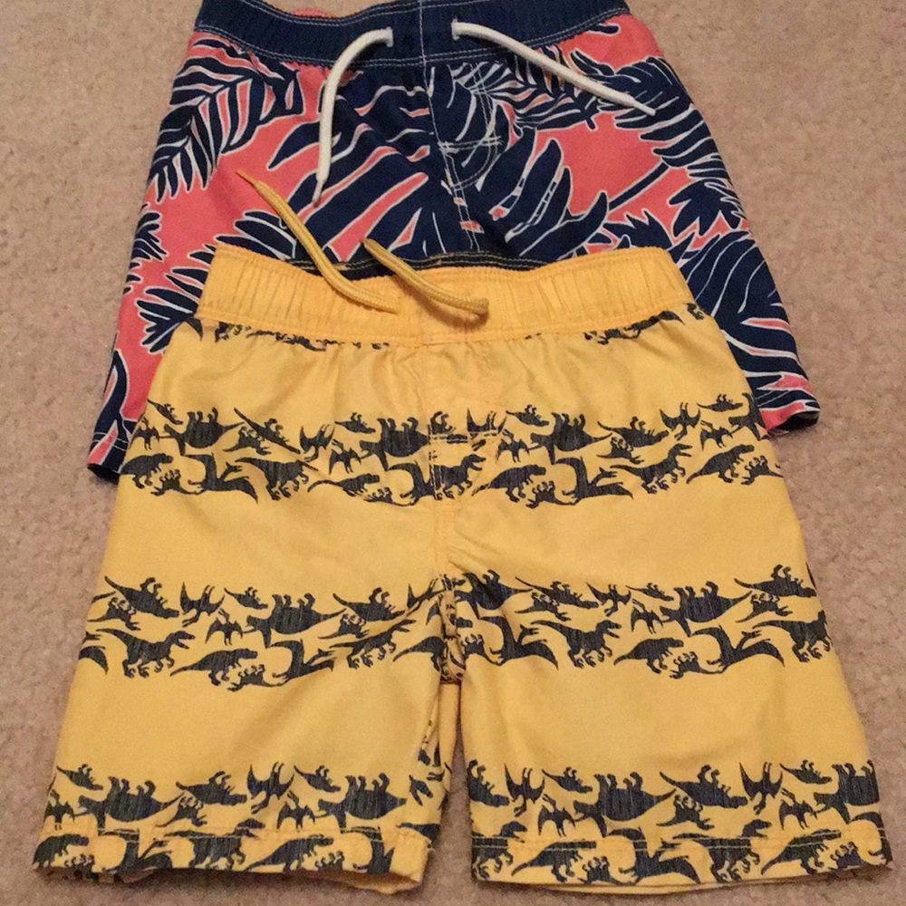 2 old navy bathing suits